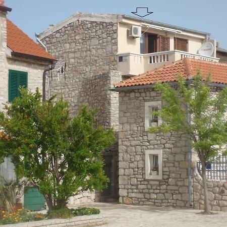Apartman Klarin - old stone house Daire Jezera Dış mekan fotoğraf
