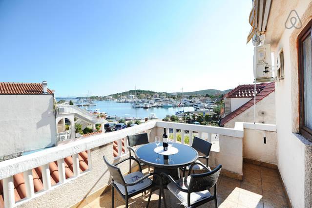 Apartman Klarin - old stone house Daire Jezera Dış mekan fotoğraf